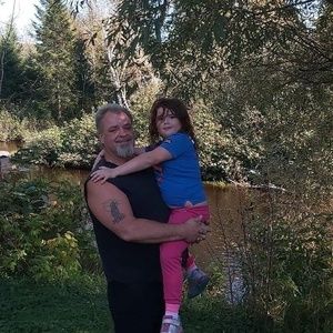 Meet your Posher, Guylain